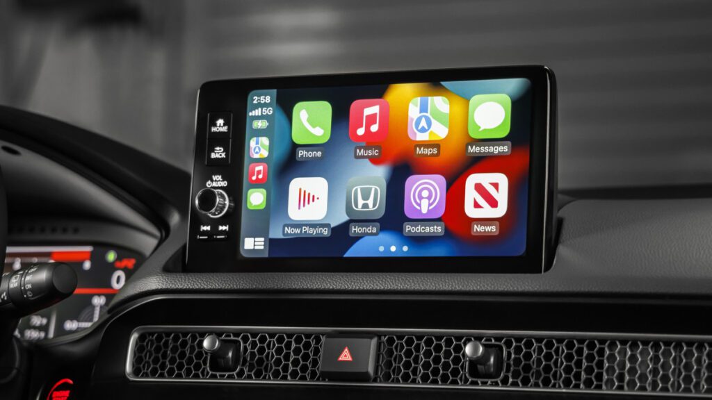 Different uses of Apple carplay