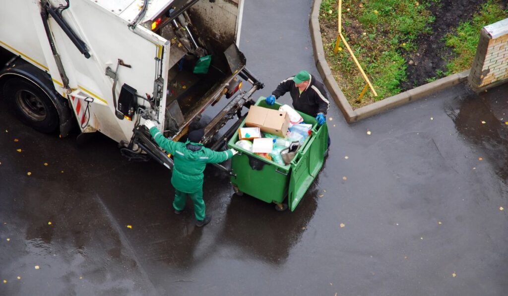 UK Guide to Finding Skip Providers with Fast Waste Solutions