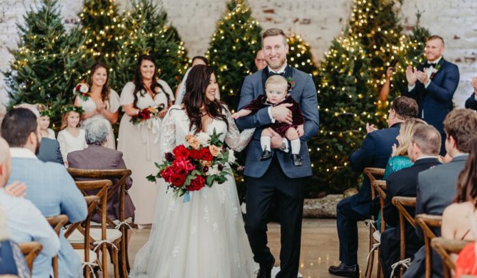 What Makes a Christmas Wedding Truly Sparkle This Season?
