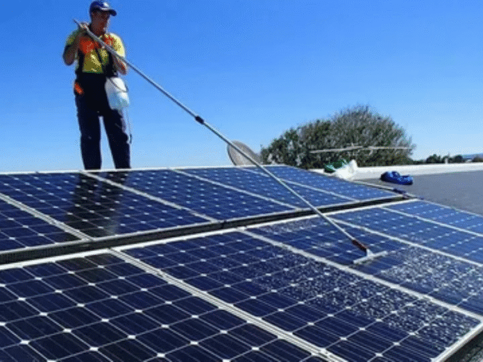 solar panel cleaning blaarat